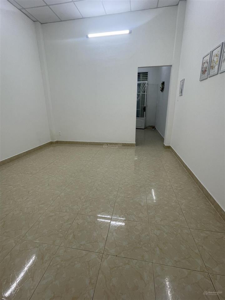 Bán nhà pn ngay gần phan đăng lưu  hẻm xe tải công nhận đủ  không lộ giới  tài sản tăng giá tốt