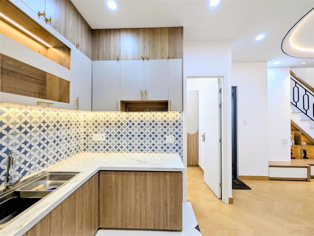 Nhà đẹp full nội thất  một lựa chọn đáng tiền nhỉnh 5đ sở hữu nhà riêng giữa trung tâm bình thạn