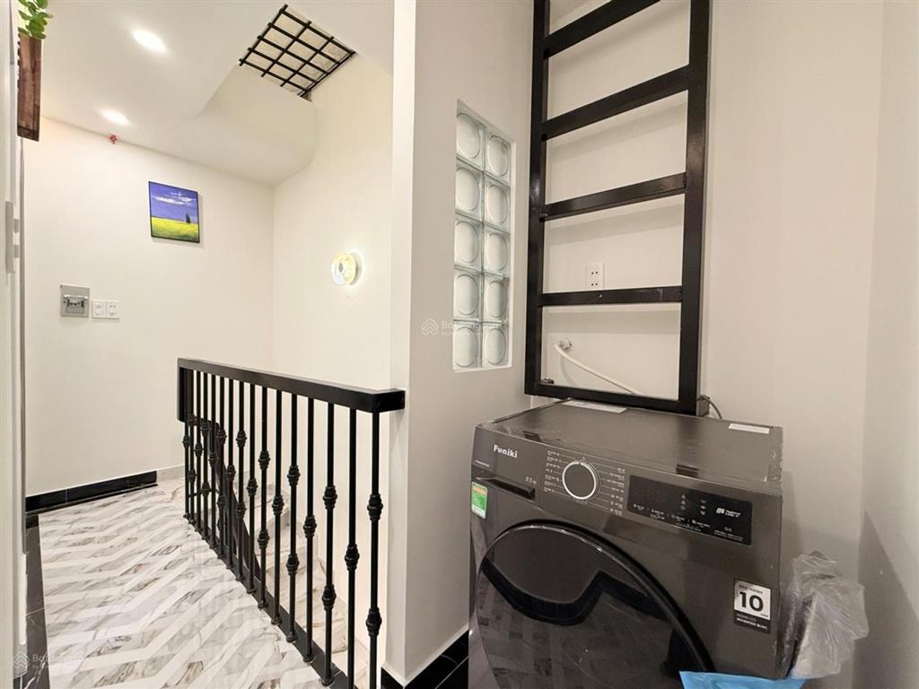 Một khoảng xanh nhỏ, một góc trà an yên, một căn nhà được chăm chút từng chi tiết