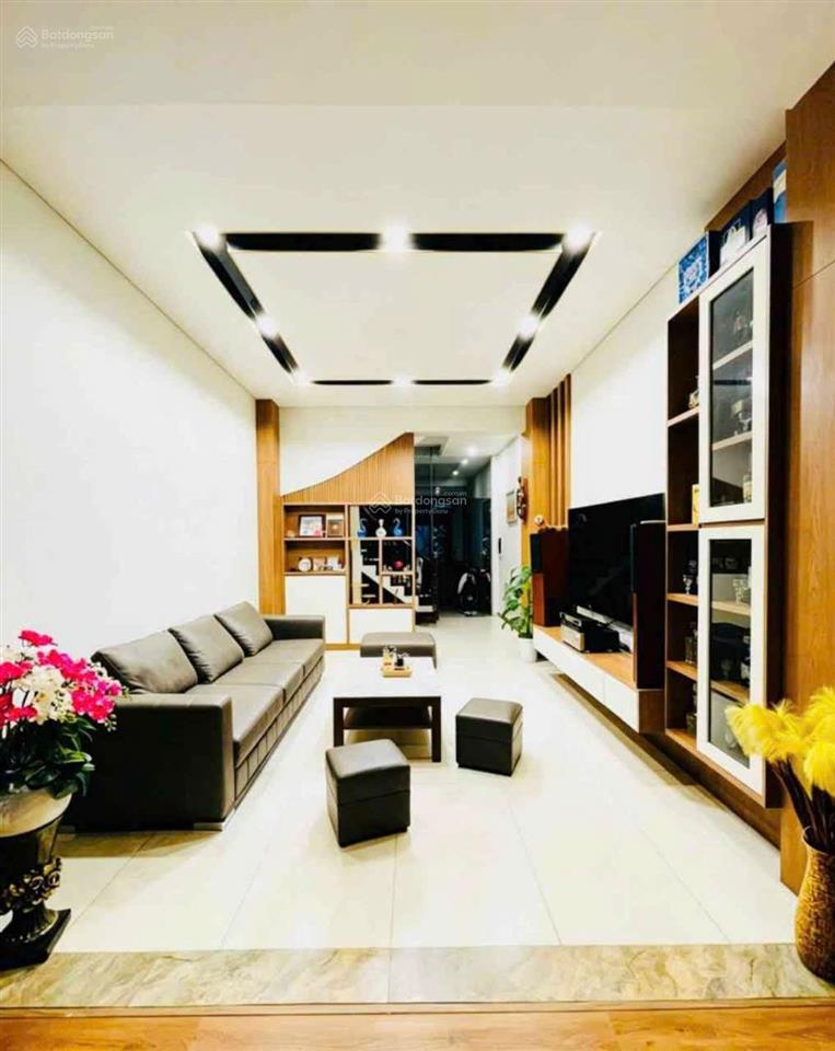 55m hoàng quốc việt  6 tầng  phân lô  3 ô tô tránh  kinh doanh  20m ra phố  mt 4m  22,5 tỷ