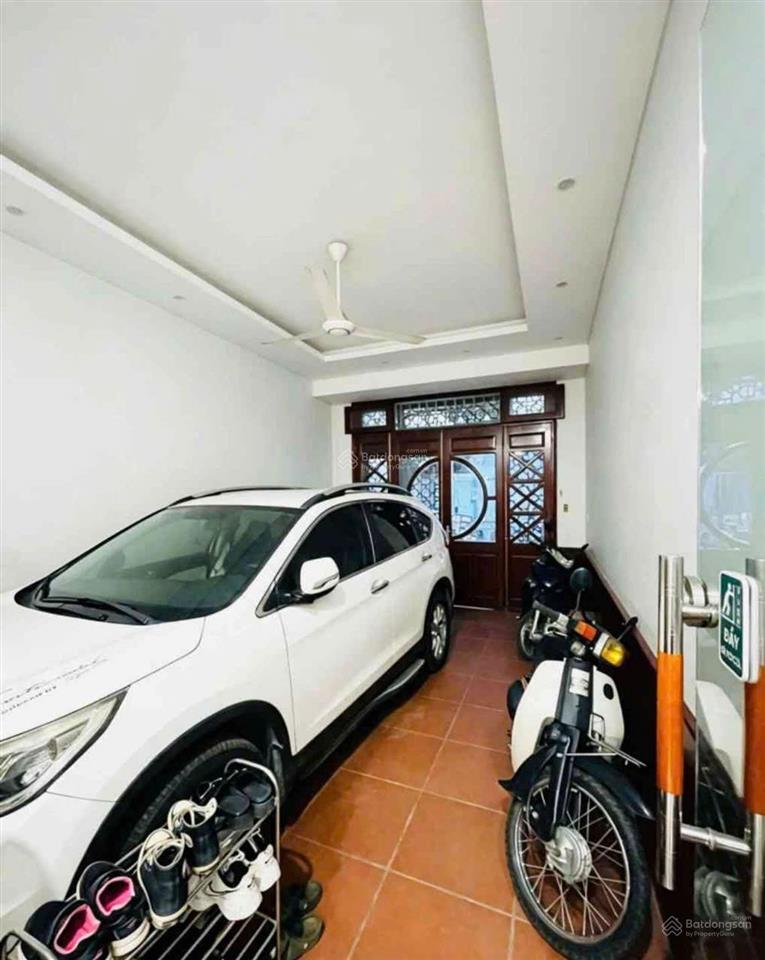 55m hoàng quốc việt  6 tầng  phân lô  3 ô tô tránh  kinh doanh  20m ra phố  mt 4m  22,5 tỷ