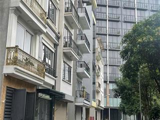 Lạc long quân 100m  phân lô  5 tầng  lô góc  kinh doanh  mt 10m  33 tỷ