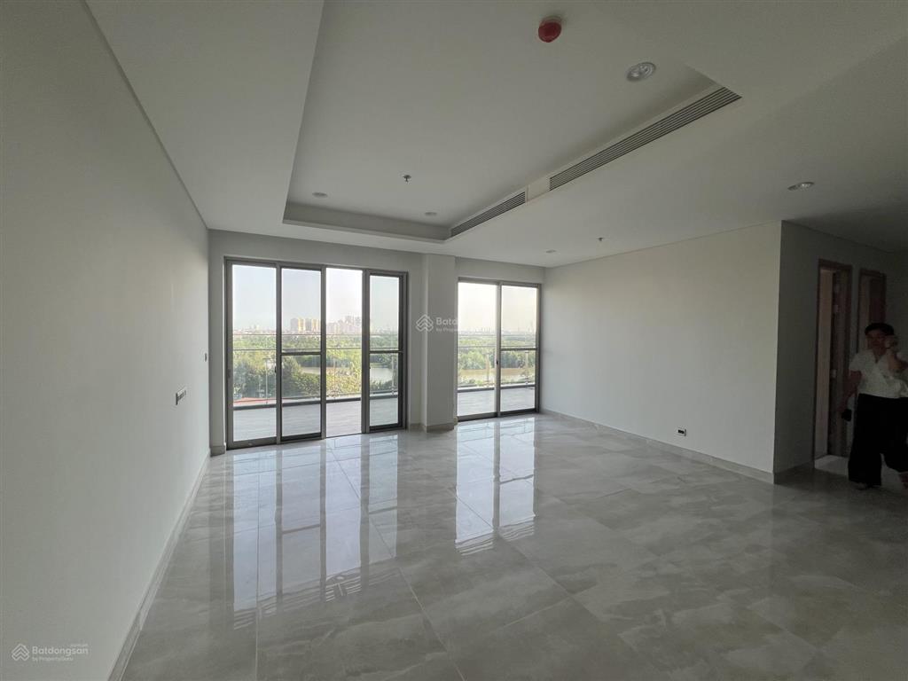 Hàng hiếm  the horizon. cần bán cặp căn hộ sân vườn siêu vip.  0968 424 ***