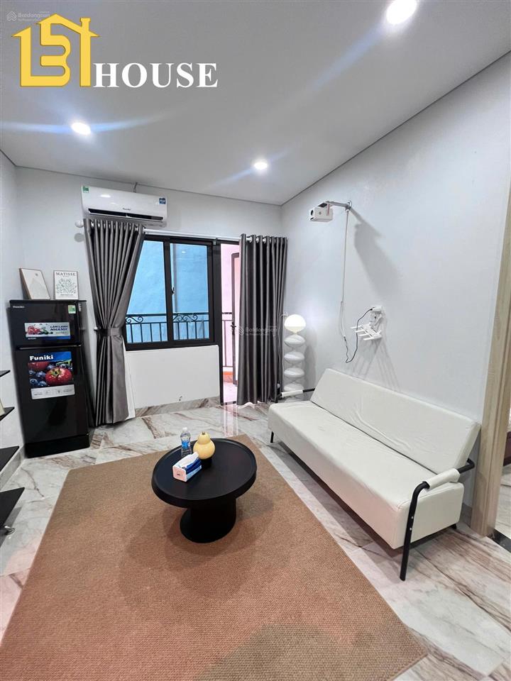 Cho thuê 1 ngủ 1 khách ngay mặt đường đốc ngữ gần quần ngựa liễu giai văn cao