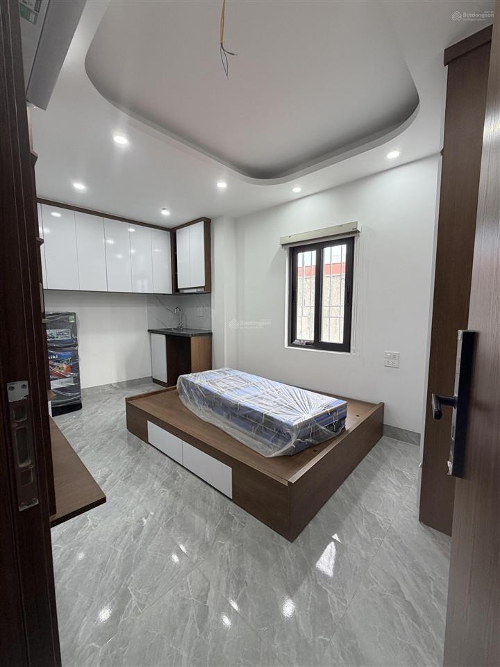 Cho thuê căn hộ chung cư mini giá rẻ  đê la thành (gần đh bách  trắng  xây, luật, ngoại thương)