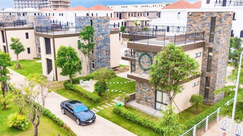 Bán biệt thự sổ đỏ vĩnh viễn diện tích sử dụng 269m2 giá tốt tại long beach luxury, trà cổ