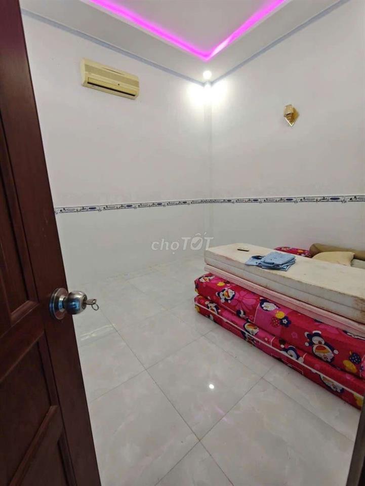 cho thuê nhà trệt lầu gần Đại Học Kiến trúc ô tô tới nhà tại CTY 8