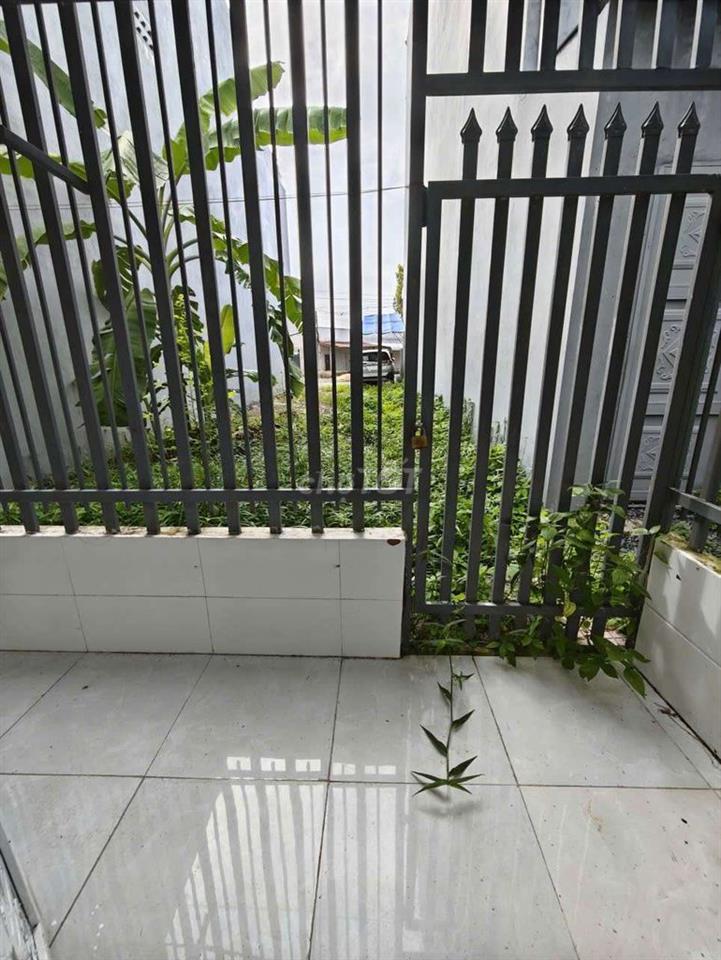 cho thuê nhà trệt lầu gần Đại Học Kiến trúc ô tô tới nhà tại CTY 8