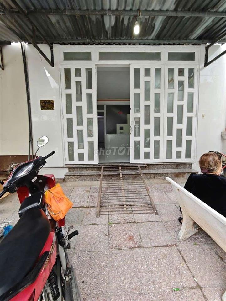 Nhà tại Kdc CTY 8, 4 phòng lớn, thuận tiện mở Vp CTY, lộ rộng