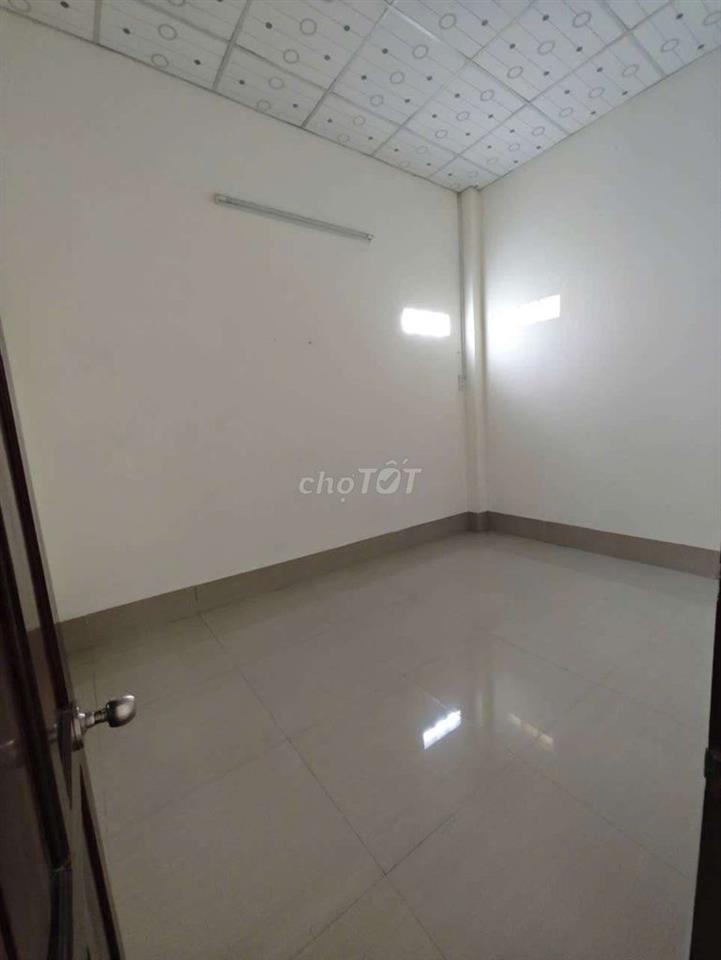 cho thuê nhà tại CTY 8 4pn giá rẻ