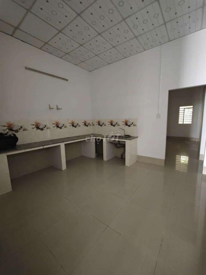 cho thuê nhà tại CTY 8 4pn giá rẻ