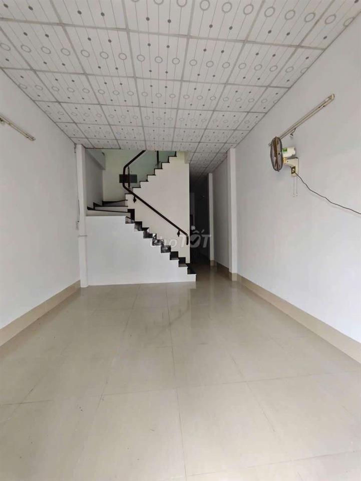 cho thuê nhà tại CTY 8 4pn giá rẻ
