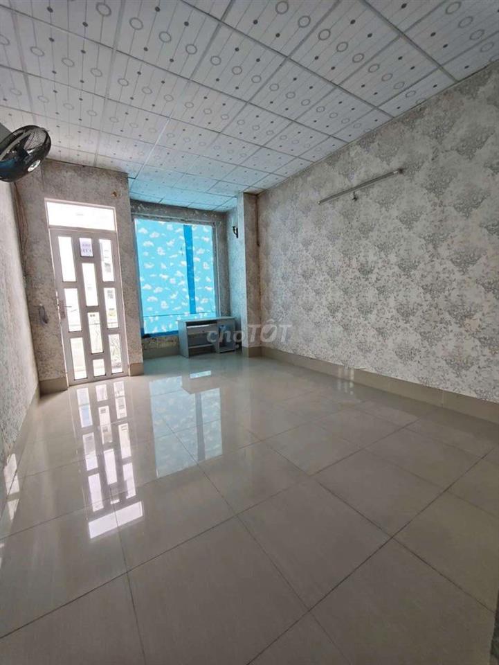 cho thuê nhà tại CTY 8 4pn giá rẻ