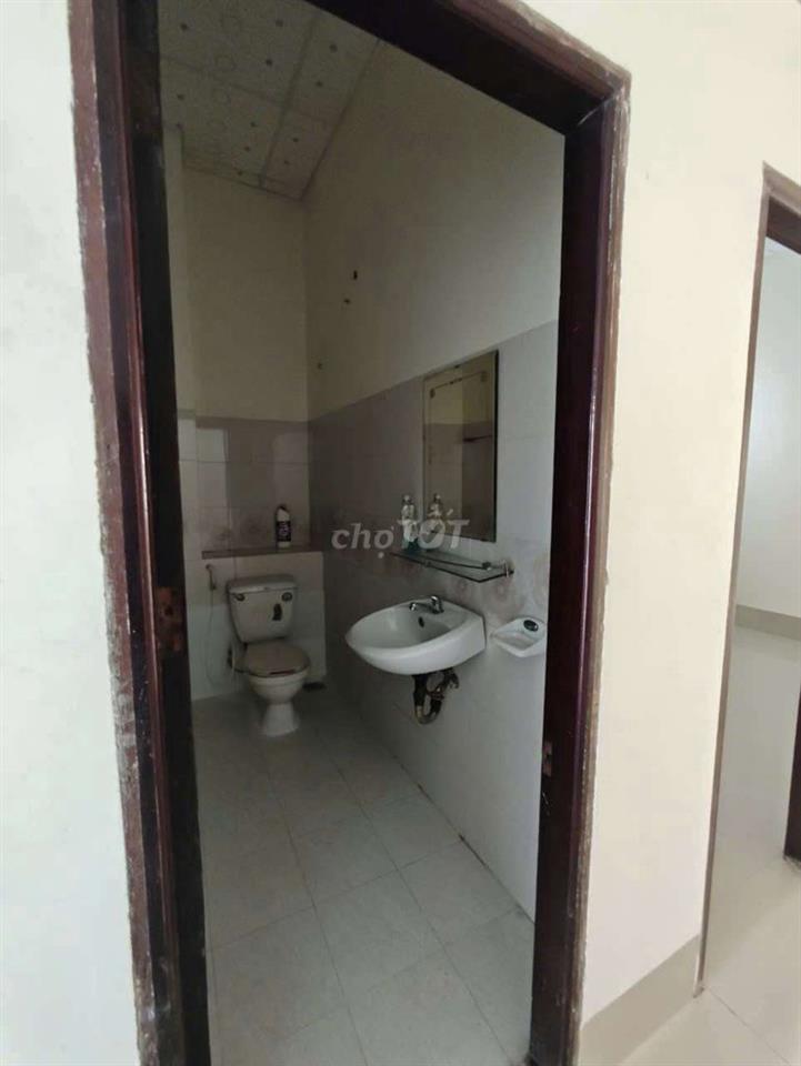 cho thuê nhà tại CTY 8 4pn giá rẻ