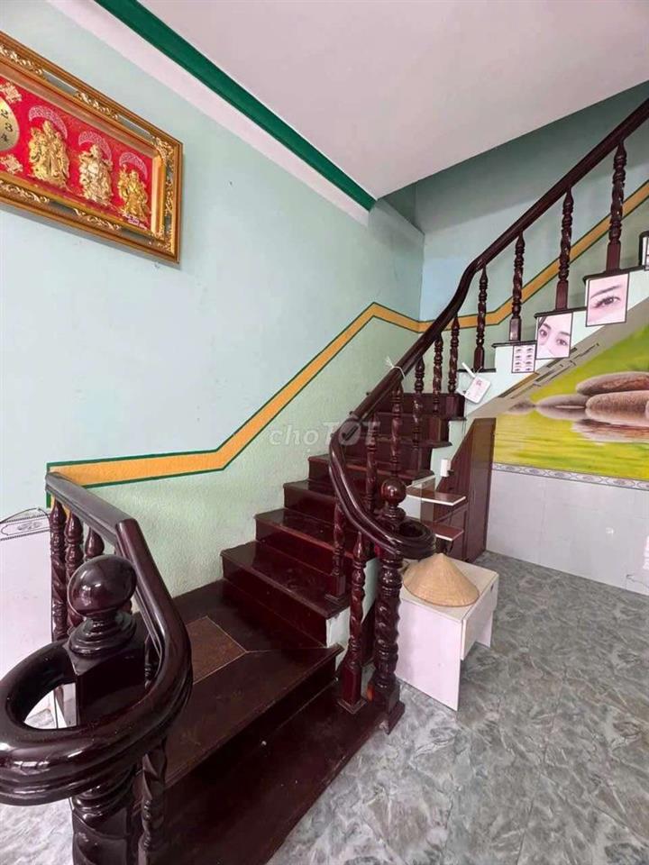 Cho thuê nhà Mt Nhật Tảo ô tô tới nhà