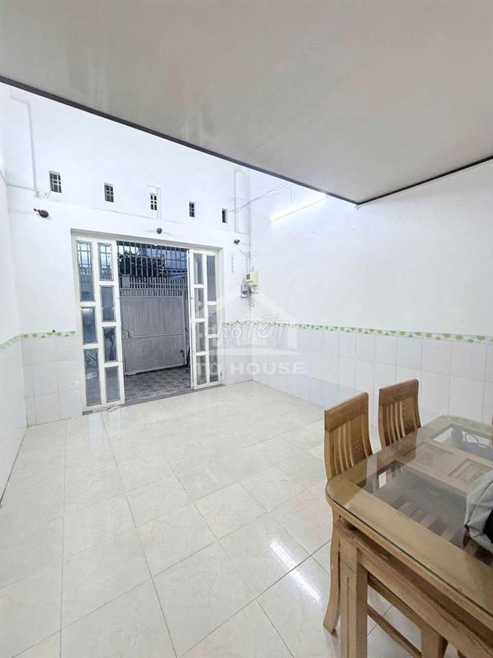 cho thuê nhà trệt lững 2pn lô ô tô 4m