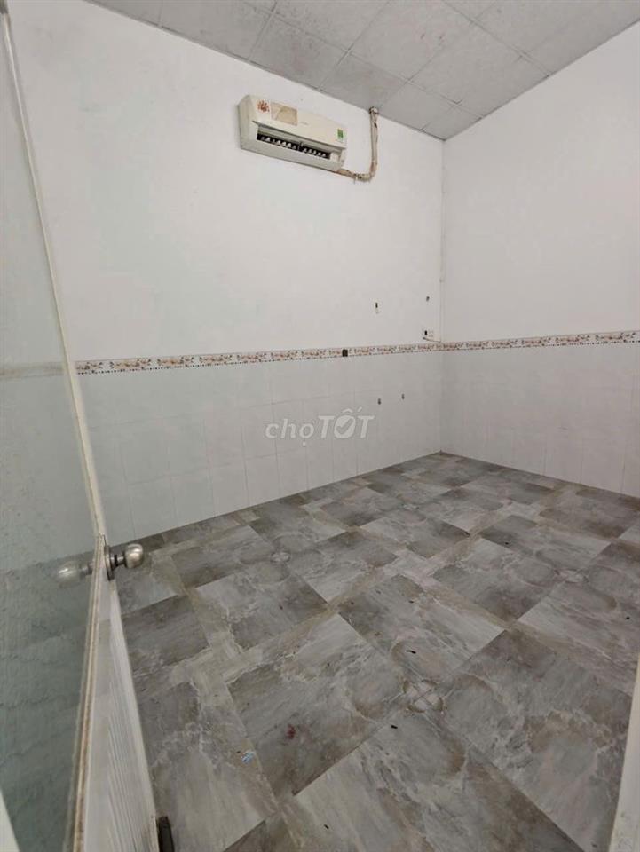 Cho thuê nhà 2 phòng ngủ gần siêu thị Lotte