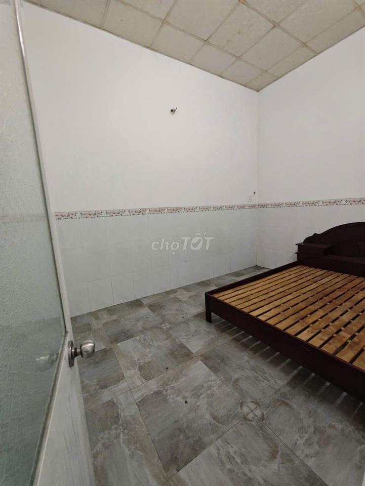 Cho thuê nhà 2 phòng ngủ gần siêu thị Lotte