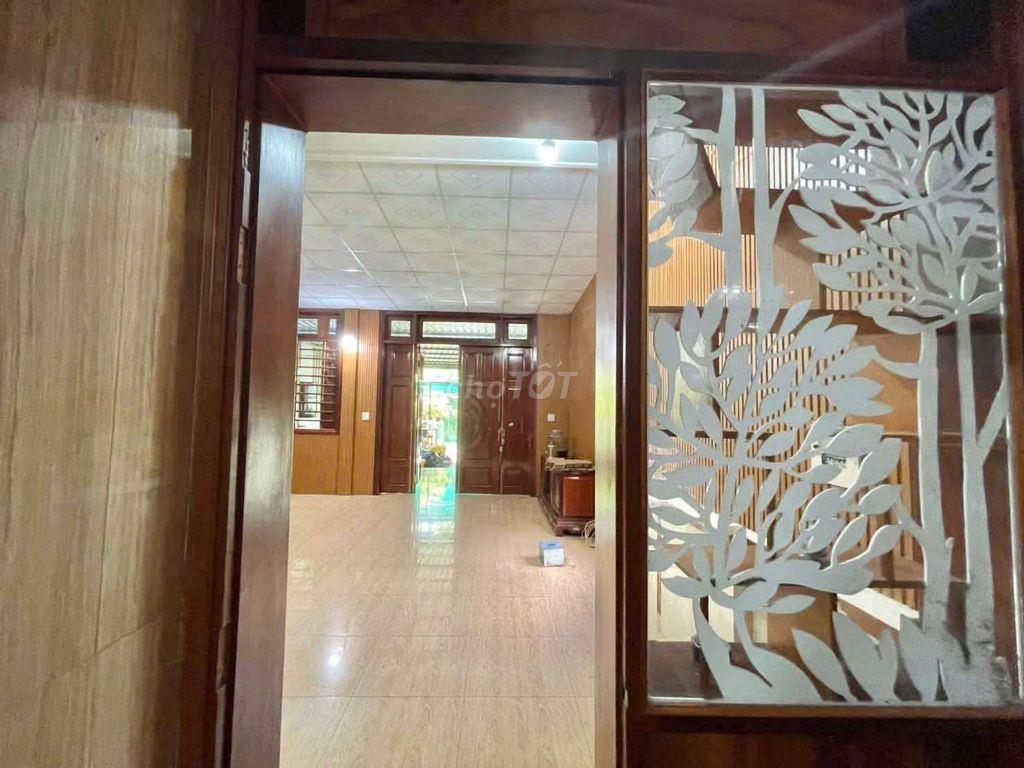 cho thuê nhà sân vườn lộ ô tô Huỳnh Phan Hộ