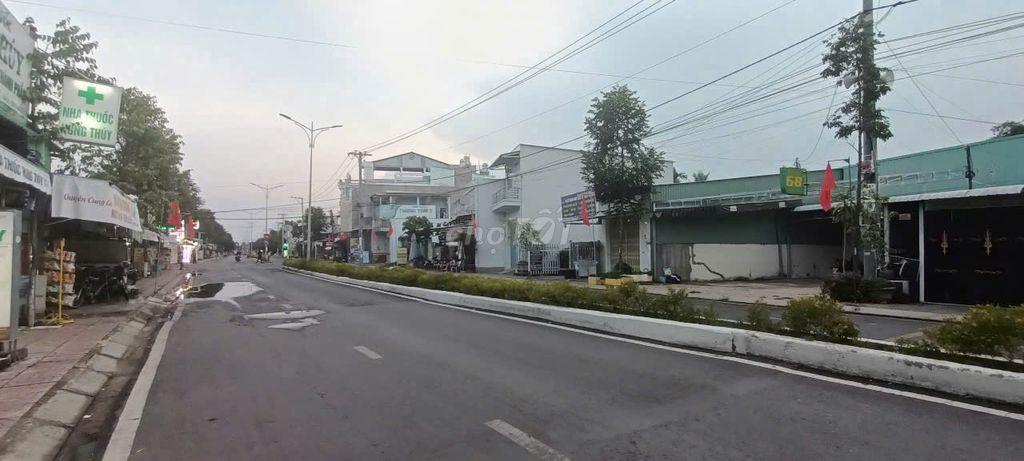 nhà 4 triệu 2 mặt tiền đường Huỳnh Phan Hộ thuận lợi cho việc KD