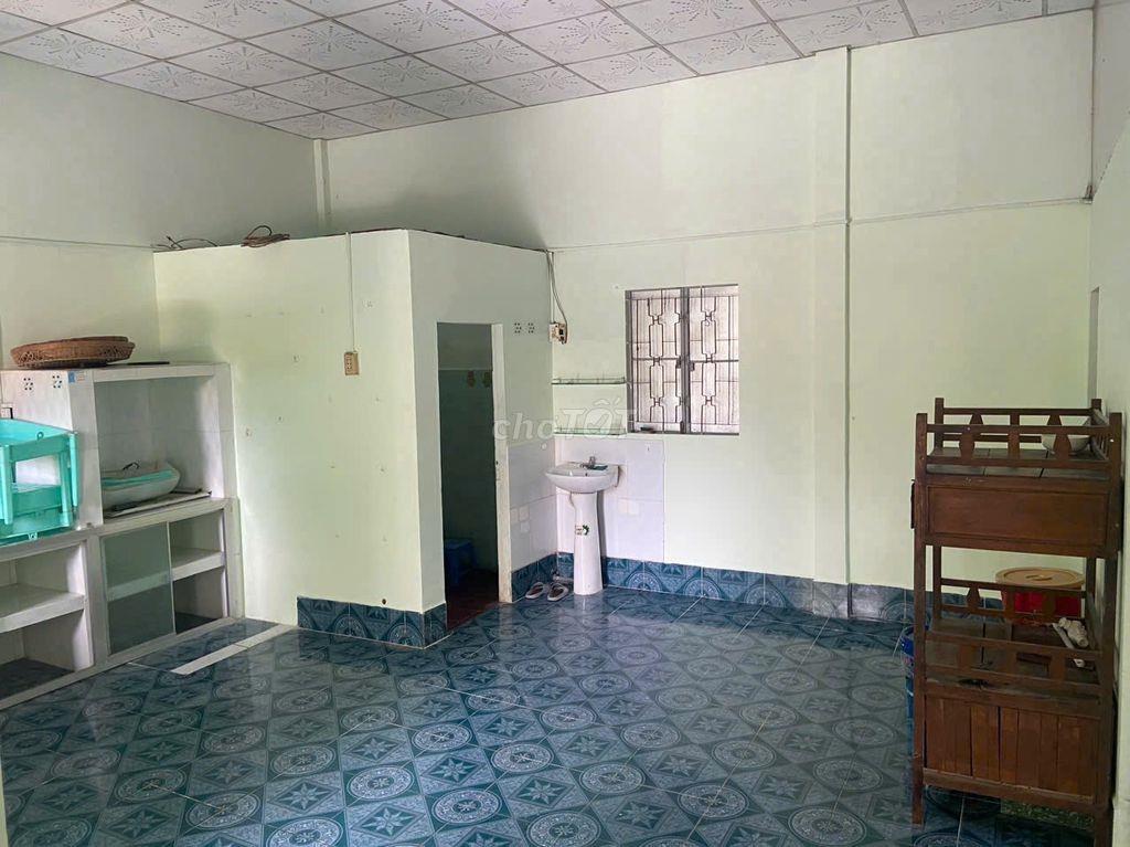 Nhà 3 phòng ngủ gần ĐH Y Dược – Sân rộng, chỉ 5 triệu/tháng
