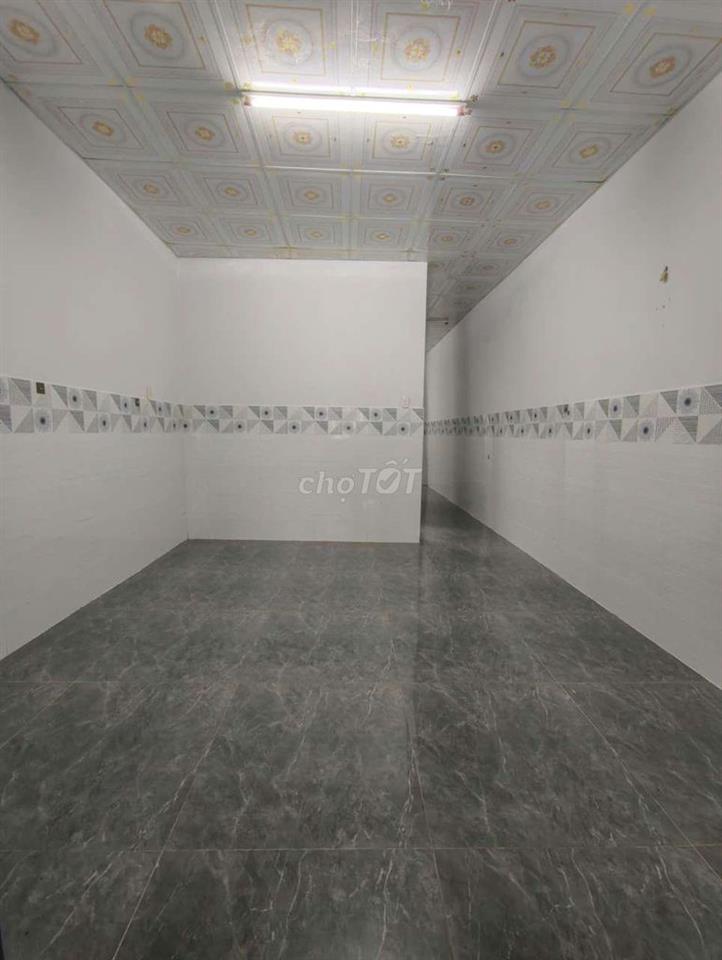 cho thuê nhà đậu ô tô kdc bình Nhựt, nhà mới sạch sẽ