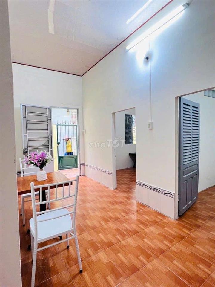cho thuê nhà mới full nội thất gần chợ Cái Răng