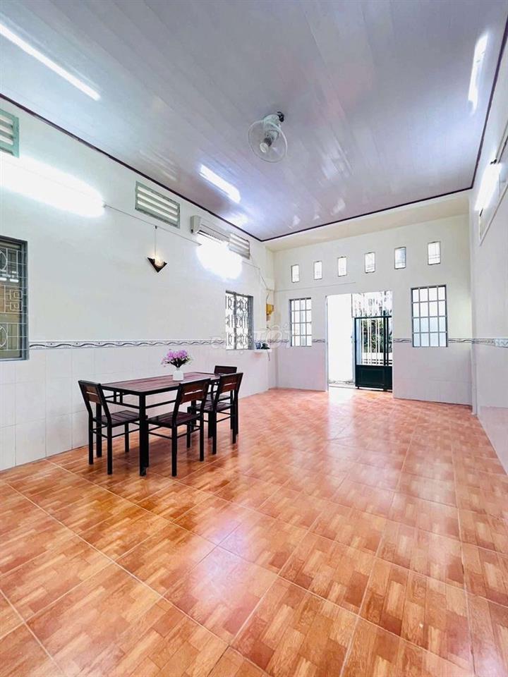 cho thuê nhà mới full nội thất gần chợ Cái Răng