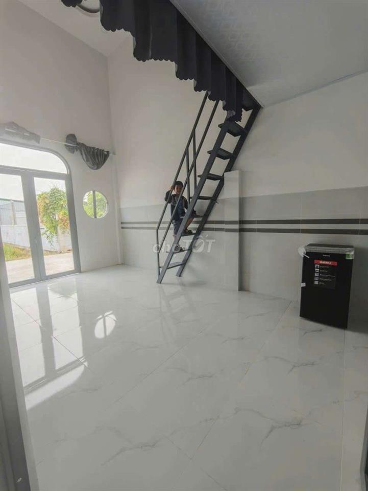 Cho thuê phòng mặt tiền full nội thất ô tô tới nơi