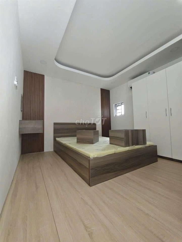 Cho thuê phòng mặt tiền full nội thất ô tô tới nơi