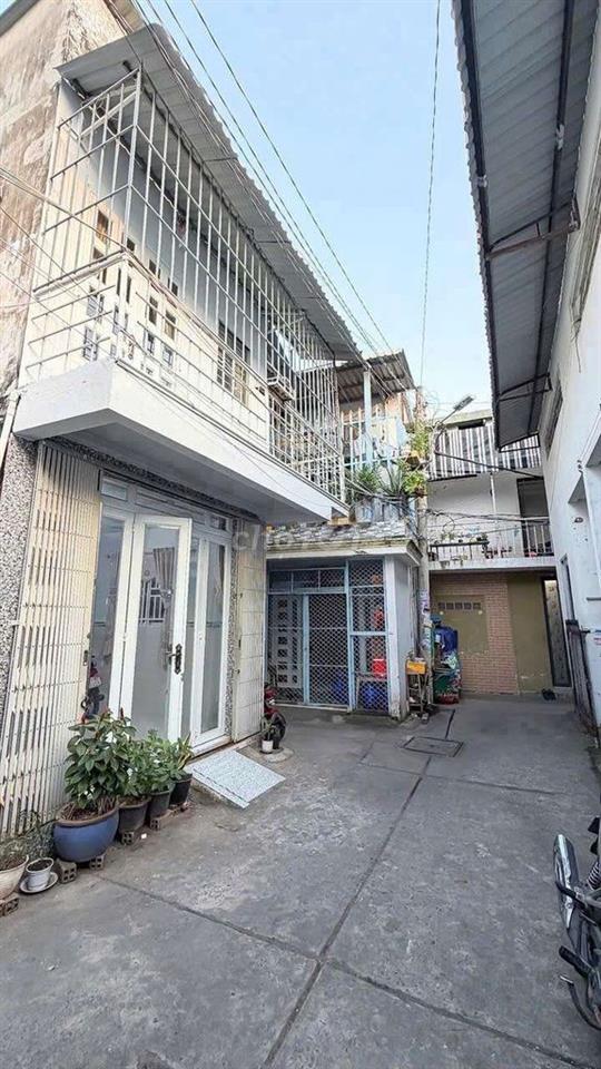 Cho thuê nhà trệt lầu hẻm 68 cmt8 3pn