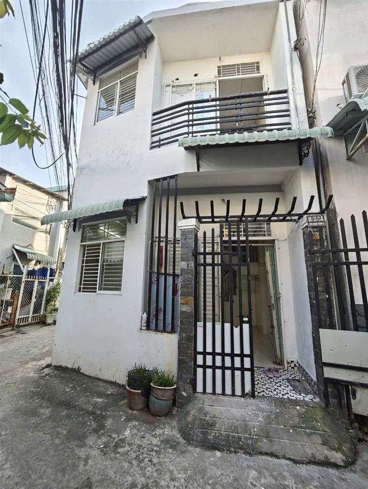 13. nhà 3,5 triệu 2 góc mặt tiền gần bệnh viện Phụ Sản Cần Thơ
