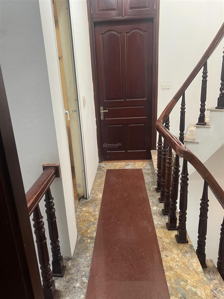 Cho thuê nhà riêng tại số 7 ngõ 163, nguyễn văn cừ, 13 triệu, 40m2