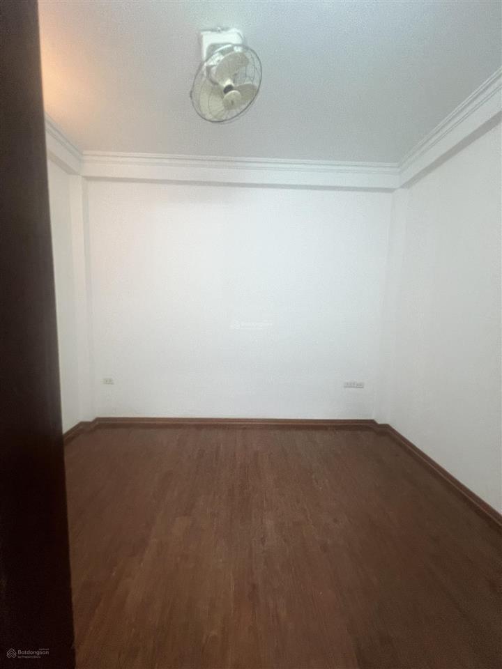 Cho thuê nhà riêng tại số 7 ngõ 163, nguyễn văn cừ, 13 triệu, 40m2