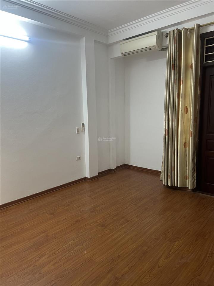 Cho thuê nhà riêng tại số 7 ngõ 163, nguyễn văn cừ, 13 triệu, 40m2