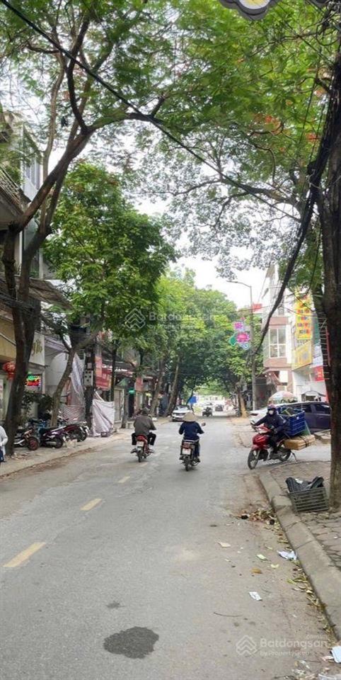 Bán đất tặng nhà 4 tầng tổ 25 tt. đông anh