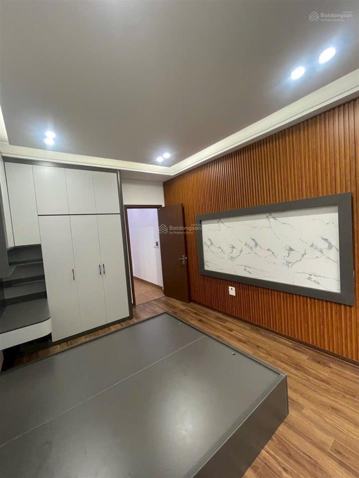 Siêu phẩm khai xuân đầu năm cho anh chị một em chân dài 31m2 5 tầng tại vân canh mới cứng nóng hổi