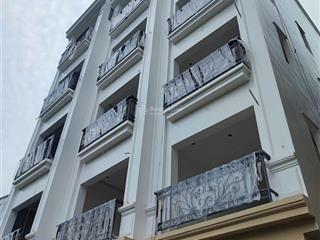 Siêu phẩm khai xuân đầu năm cho anh chị một em chân dài 31m2 5 tầng tại vân canh mới cứng nóng hổi