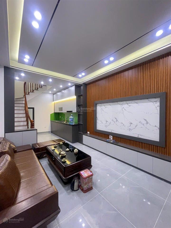 Siêu phẩm khai xuân đầu năm cho anh chị một em chân dài 31m2 5 tầng tại vân canh mới cứng nóng hổi
