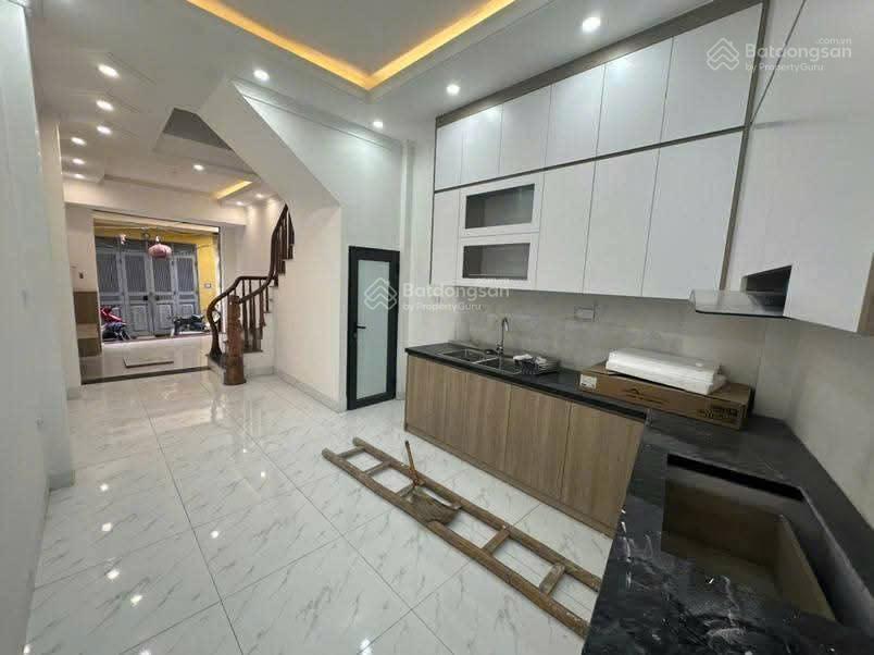 Em chính chủ cần bán cho anh chị căn nhà 35.6m2 nhiều phòng ngủ phù hợp cho thuê hoặc gia đình đông