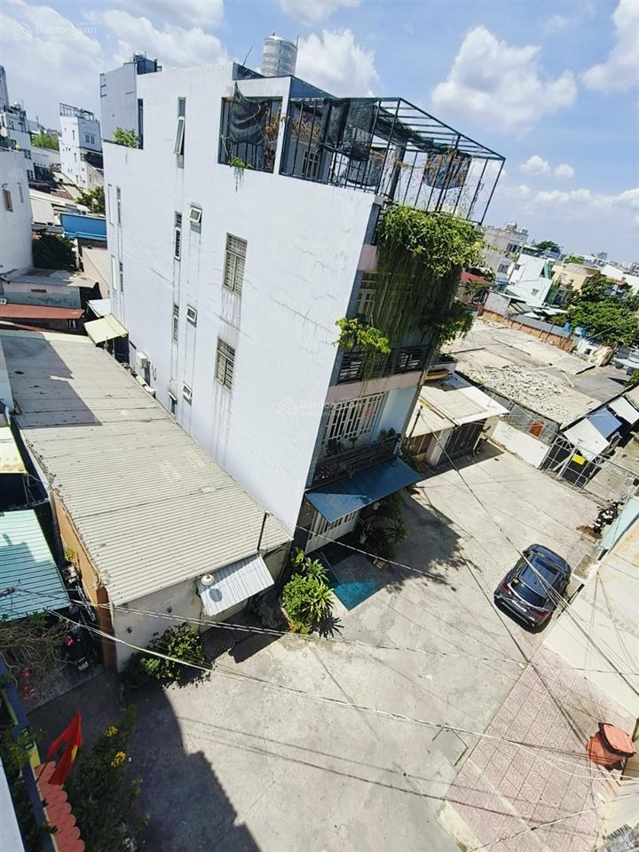 Xe hơi ngủ trong nhà bùi minh trực, quận 8, 4,5x11m, nhỉnh 9tỷ