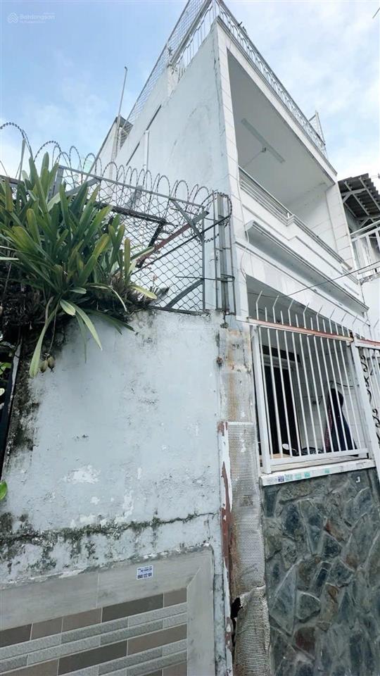 Nhà hẻm xe hơi bùi minh trực quận 8 7,8x8,5 nhỉnh 5 tỷ