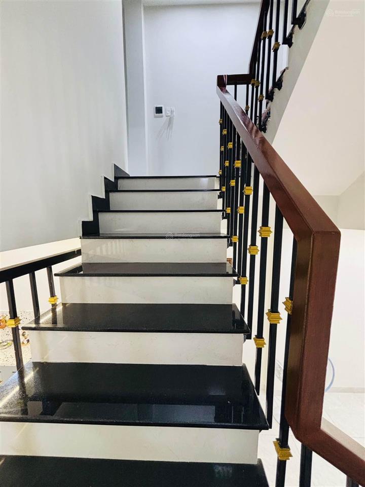 Nhà gần ngay thpt nguyễn văn linh  kdc phú lợi quận 8 nhỉnh 6 tỷ