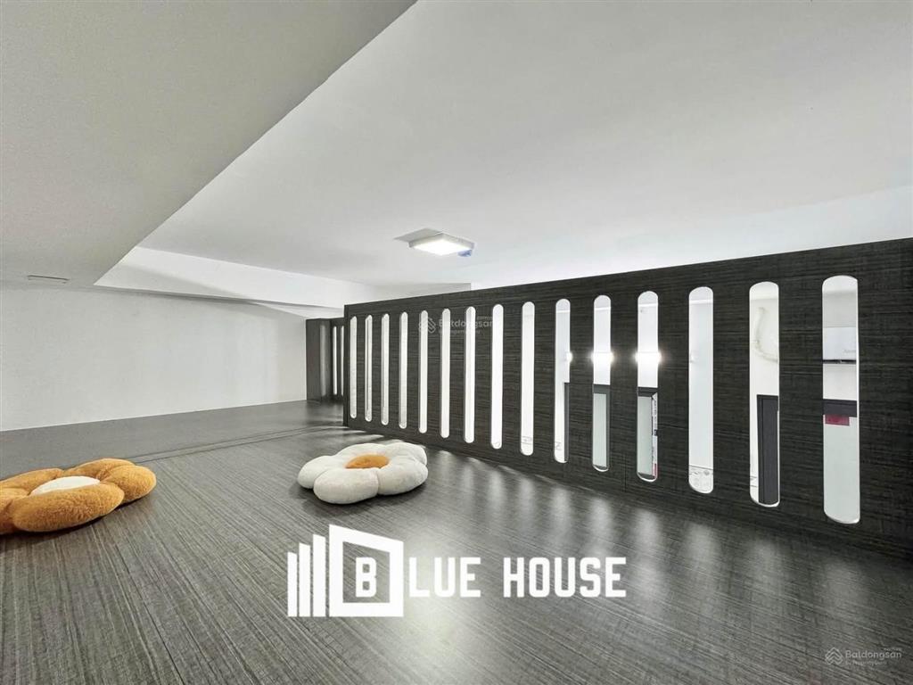Duplex rộng full nội thất đi bộ qua đh văn hiến  âu cơ tân phú