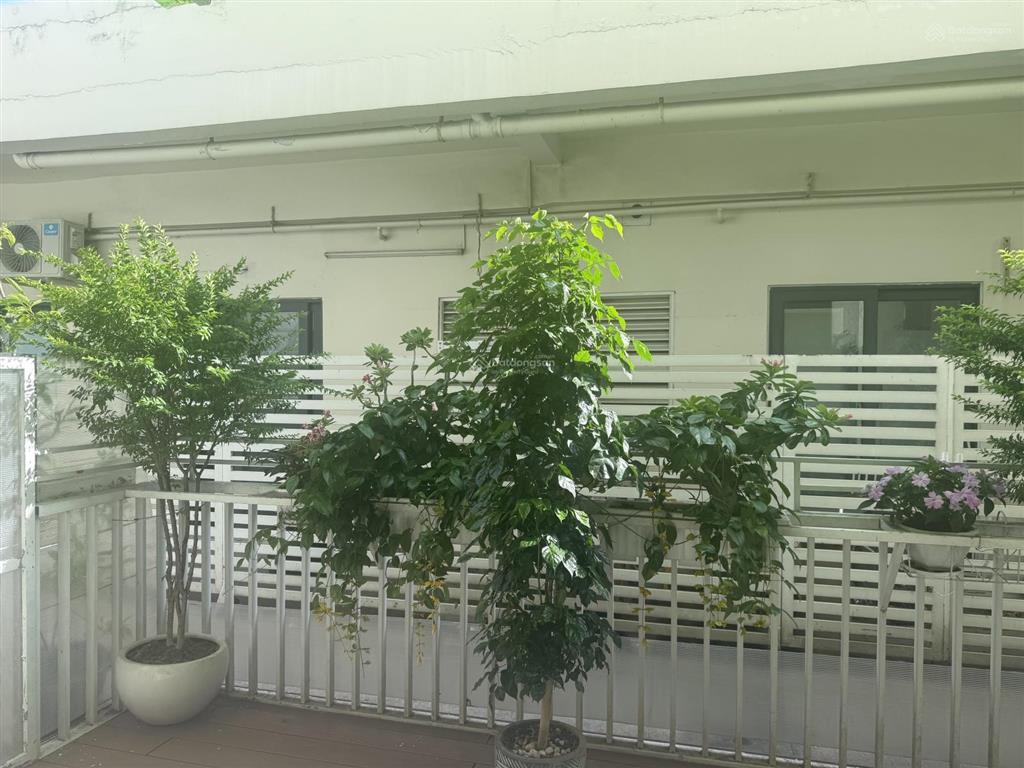Bán căn sân vườn 3 pn chung cư bộ công an