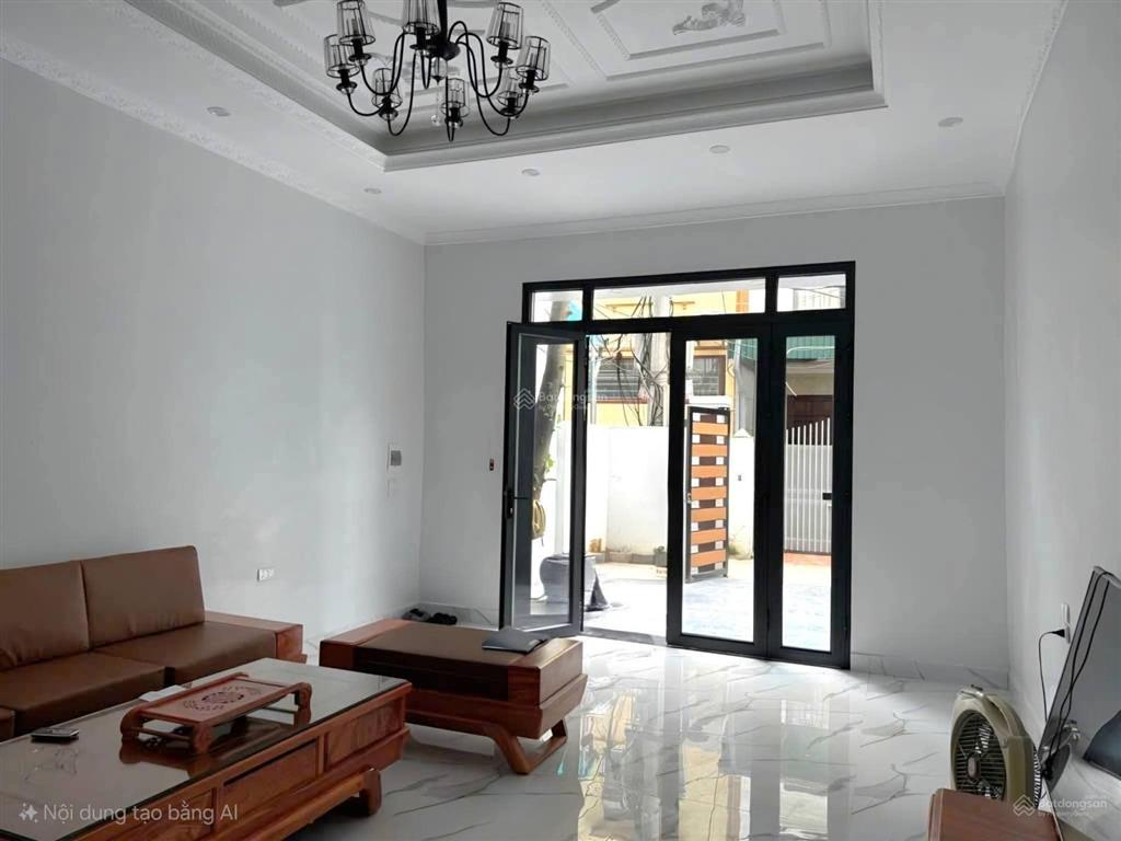 Nhà đẹp chu huy mân  diện tích lớn 103m2  ngõ thông  gần ô tô  sát vinhomes riversde