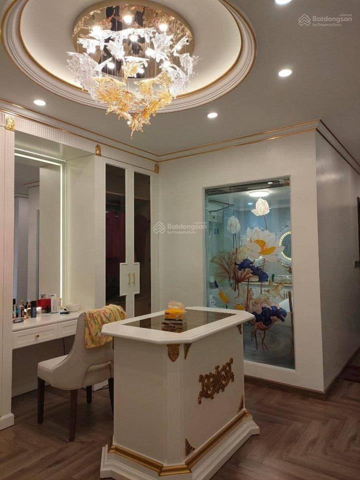 Ngô gia tự long biên/7 tầng thang máy garage 2 ô tô nội thất châu âu 29 tỷ/91m2/7 t/mt 4m