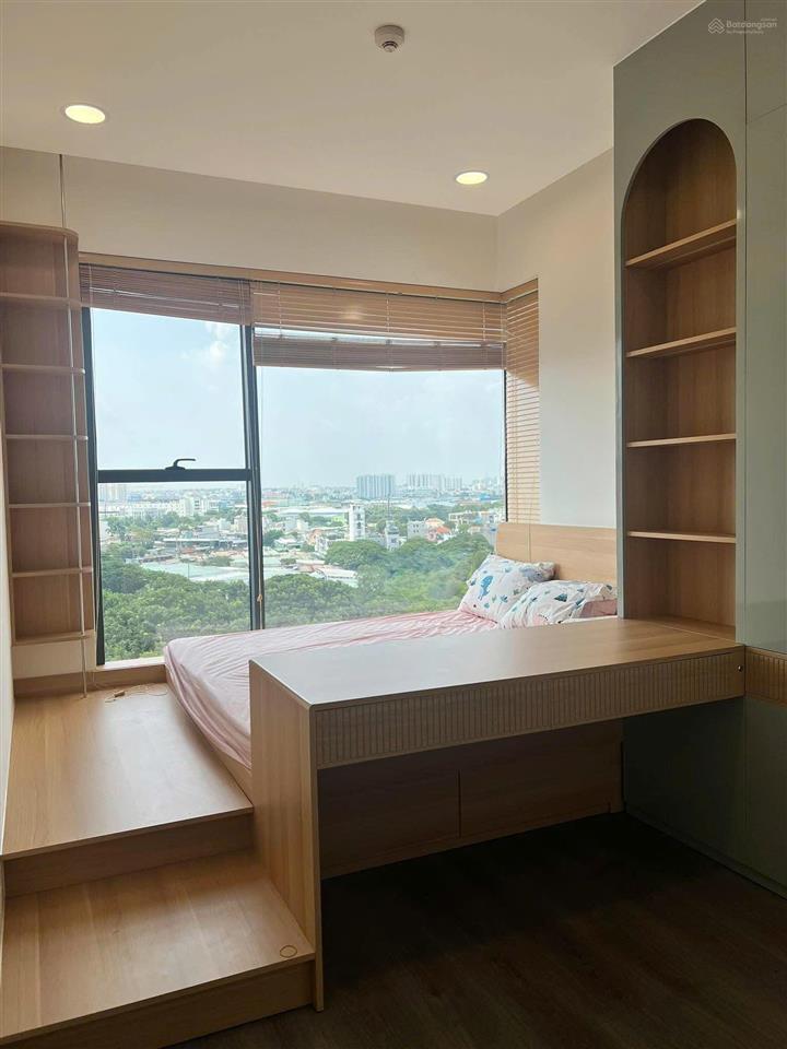 8.5 tỷ  diamond centery 96m² (2pn)  đang có hđ thuê 17.5tr/tháng  nhà mới đẹp