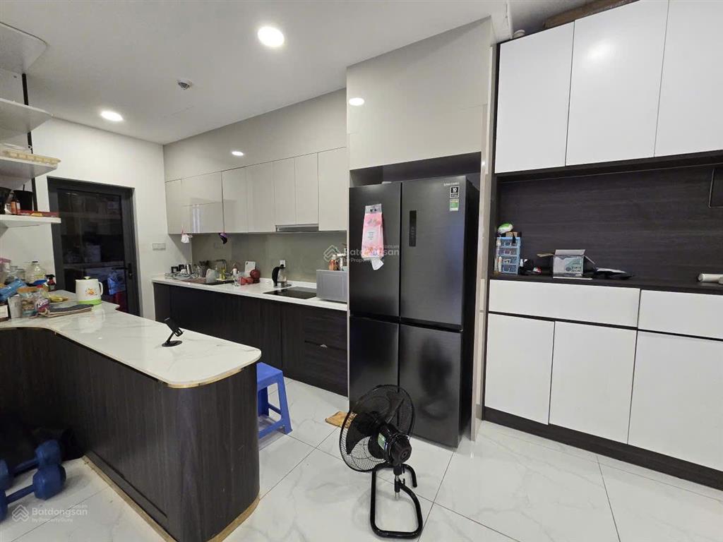 10 tỷ bán căn hộ 141m2 diamond brilliant  4pn full nội thất  tầng trung view đẹp