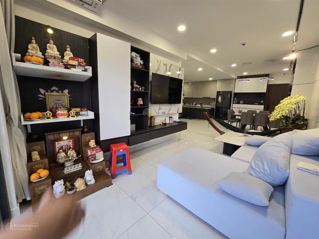 10 tỷ bán căn hộ 141m2 diamond brilliant  4pn full nội thất  tầng trung view đẹp
